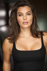 Donna Scritchfield's Instagram, Twitter & Facebook