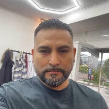 Circuito básico de carga de batería de 12 V con indicador LED la carga  utiliza un transformador de 12 V, un diodo como rectificador, un  condensador para ecualizar el voltaje y una