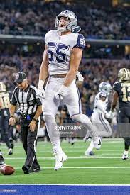 Dallas Cowboys Linebacker Leighton Vander Esch Celebrates After The Dallas Cowboys Football Team Dallas Cowboys Dallas Cowboys Players