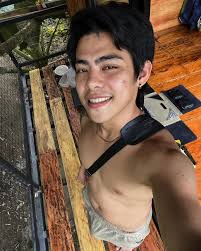 Edward Angelo's Instagram, Twitter & Facebook