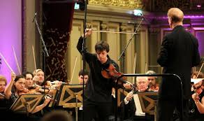 În total, 84 de concerte, în patru săli, 2.500 de artiști internaționali, peste 50 de soliști de mare calibru, artiști lirici, violoniști, pianiști, peste 170 de ore de muzică de cea mai înaltă calitate. Pro Tv Bilete La Festivalul George Enescu Vandute Pe Un Site Neautorizat AveÈ›i GrijÄƒ PuteÈ›i RÄƒmane FÄƒrÄƒ Bani