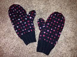 How to knit a birds nest for rescued wildlife animals. The Knitted Nest Home Facebook