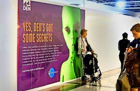 Welcome to the official twitter site of denver international airport ✈️. Verschworungstheorien Geruchte Um Ausserirdische Am Flughafen Von Denver Panorama Stuttgarter Zeitung