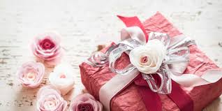 20 Elegant & Creative Wedding Gift Wrapping Ideas - Custom Stickers - Make  Custom Stickers Your Way
