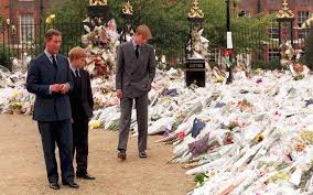 With princess diana, richard canal, colin mclaren. Princess Diana What Happened On The Night Of Her Death