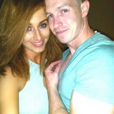 Julie Ralph (@JulieRalphX)