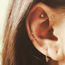 Pin By Maguy On Piercings Unusual Piercings Ear Piercings Cute Ear Piercings