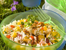 Salade De Riz Au Poulet Et Aux Abricots Recettes Recette Recette Salade De Riz Salade De Riz Recette Salade