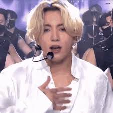 Blonde Jungkook 2021 Weverse Blonde Jungkook In Gda 2021 Bts v purple hair baby pink lip. blonde jungkook 2021 weverse blonde
