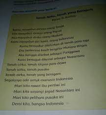 Sebaliknya, dengan membaca puisi tentangnya dapat membuat kita membayangkan lalu melepas. Makna Puisi Tanah Airku Tanah Yang Beragam Masnurul