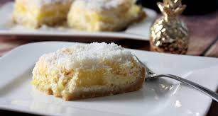 Die schale der zitrone dünn abreiben und den saft auspressen… Kokos Ananas Kuchen Low Carb Storfine