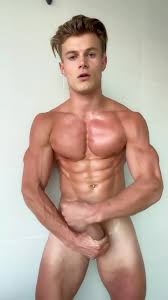 Cleuno 1 - Monstercockland