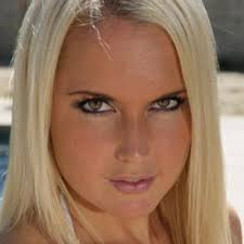 amanda edge (@amandaedge)