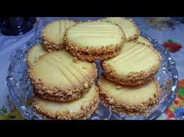 حلوة الفرشيطة التقليدية الجافة خفيفة و ساهلة للعيد Gateau A La Fourchette Youtube Recette Gateau Sec Recette Gateau Oriental Gateau Sec
