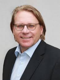 Liebe Golferinnen, liebe Golfer, liebe Mitglieder, kurz vor Jahresschluss  möchten wir Euch über die letzten Neuigkeiten in uns