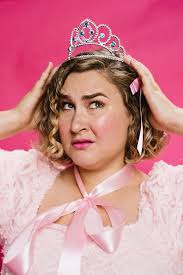 Chloe Kay's 'Daddyland' invites audiences to the world between fathers and  daughters