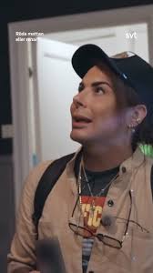 Nest Siste dagen av året, hva passer bedre med ett klipp fra min egen serie  på @svt som jeg enda ikke fatter at jeg fikk, det er altså så stort for  meg, så ydmyk og stolt så skryter jeg. Det må være ...