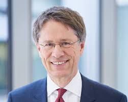 Michael Scheffel's Instagram, Twitter & Facebook