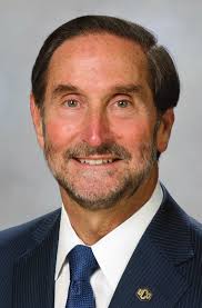 C O M M E N C E M E N T F A L L 2 0 1 8