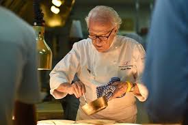 His son michel roux jr, who now runs le gavroche and is a former judge on masterchef: Chef Michel Roux Has Died Latest News Hot Dinners