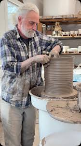 Say Hello to 4D3B, a cone 6, rich, chocolate red stoneware.🍫🤎 Its tooth &  plasticity make it a joy for handbuilding and wheel work! This clay body is  also available with the