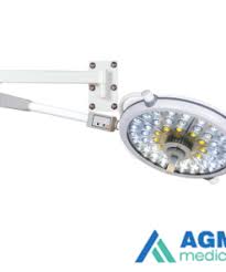 Lampu operasi dibagi dua jenis, yaitu lampu operasi ceiling yang dipasang di bagian atap ruangan dan lampu operasi mobile (portable) yang dapat dipindahkan ke seluruh penjuru ruangan. Operating Lamp 5 Bulb Gea 100 Garansi Resmi Agm Medica