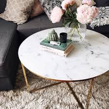 Wenn Dieser Couchtisch Mal Nicht Perfekt Ist Alieselotte Mywestwingstyle Westwing Inspirationev Couchtisch Wohnzimmer Modern Innenarchitektur Wohnzimmer