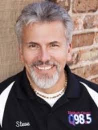 Media Confidential: Rockford Radio: Steve Summers OUT At WXXQ