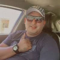 40+ perfiles de «Aaron Navarro»