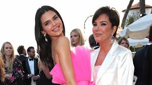 Публикация от kendall (@kendalljenner) 1 окт 2019 в 7:04 pdt. Kendall Jenner Calls Out Kris Jenner For Pregnancy Announcement Tweet Entertainment Tonight