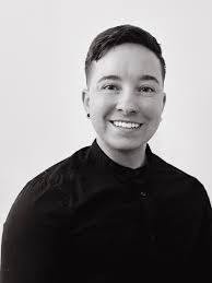 Travis Blunt's Instagram, Twitter & Facebook