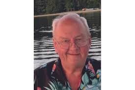 Robert Bramley's Instagram, Twitter & Facebook