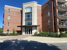 Mred as distributed by mls grid. Sold 111 N Wheaton Avenue 106 Wheaton Il 60187 2 Beds 2 Full Baths Wheaton Il