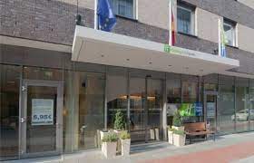 Holiday inn express hamburg st.pauli messe simon von utrecht strasse 39a 20359 hamburg tel: Holiday Inn Express Hamburg St Pauli Messe Hotel De