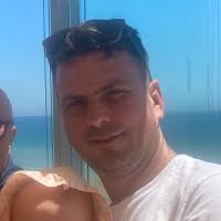 50+ "Chris Hedley" profiles