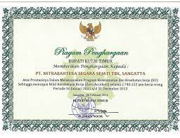 Contoh piagam penghargaan the best employee. Contoh Piagam Penghargaan Karyawan Terbaik Contoh Resource