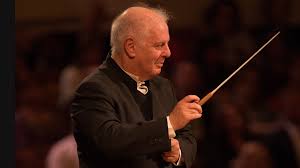Barenboim's performances of beethoven's sonatas became legendary and he was one of the first musicians in the modern era to revive the idea of daniel barenboim released his book, 'la musica sveglia il tempo' (music awakens time) in 2007. Concert Daniel Barenboim Conducts Nicolai Elgar And Tchaikovsky Medici Tv