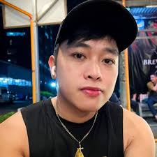 John Mart Etom (Mackielloyd) (@jm0mc)