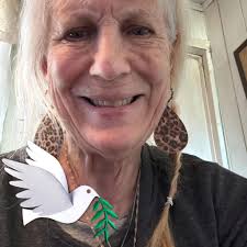 Rock legend Steven Tyler is turning heads once again — this time with a  bold new look as he gears up for a mysterious upcoming music video. The  Aerosmith frontman was recently