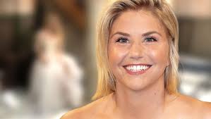 Die meisten fans schrieben sogar, dass die ungeschminkte helene fischer noch besser aussieht als die voll gestylte. Beatrice Egli Marchenhaft Im Brautkleid Zeigt Die Sangerin Ihre Perfekte Figur Bunte De