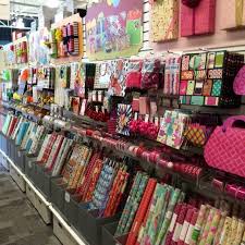 Don T Forget To Contain Your Gifts Gift Shop Interiors Gift Shop Displays Stationery Store Design