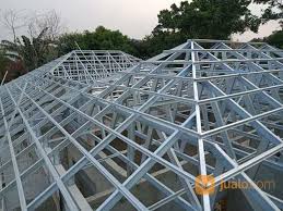 Melayani jasa pemasangan rangka atap baja ringan galvalum plafon/partisi gypsum kusen aluminium curtain wall aluminium composite panel pagar. Menerima Pemasangan Atap Baja Ringan Kanopi Rumah Pagar Rumah Minimalis Modern Jabodetabek Dll Jakarta Timur Jualo