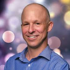 Tom McIlroy (@tdmcilroy)