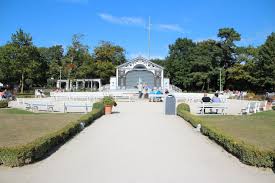 Die strandpromenade in boltenhagen ist eine beliebte flaniermeile, die sich etwa drei kilometer zwischen strand und ostseeallee hinzieht und zum bummeln und verweilen. Strand In Boltenhagen Bilder Preise Geheimtipps