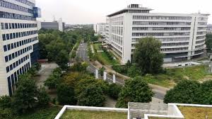 There are complimentary movie channels on your tv and our. Aussicht Zur Ruckseite Des Hotels Aufnahme Von Holiday Inn Dusseldorf Neuss Tripadvisor