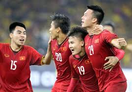 Việt nam ở thời điểm này hơn đội tuyển năm 2008 về sức trẻ, vì thế nếu các cầu thủ cùng bùng nổ thì họ sẽ đủ sức để giải quyết từng đối thủ và hướng đến chiến thắng cuối cùng. Tháº¿ Há»‡ Cáº§u Thá»§ Vo Ä'á»‹ch Aff Cup 2008 Va 2018 Khac Nhau á»Ÿ Ä'iá»ƒm Gi