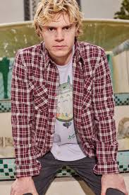 Sep 20, 2021 · evan peters' 2021 emmy win had fans over the moon. Evan Peters