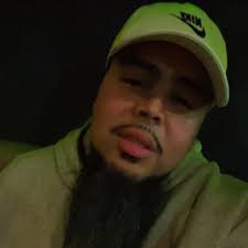 Lil Wayne might be a bigger hip hop artist than lil Boosie but lil Boosie  is a better lyricist than Lil Wayne 🤷