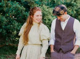 That's a good friend there (even if her adoration of gilbert is a bit awkward). What Anne Shirley Taught Me About Navigating Romantic Relationships Verily