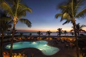 A Beautiful Evening At Lido Beach Resort In Sarasota Lido Beach Lido Beach Resort Beach Resorts